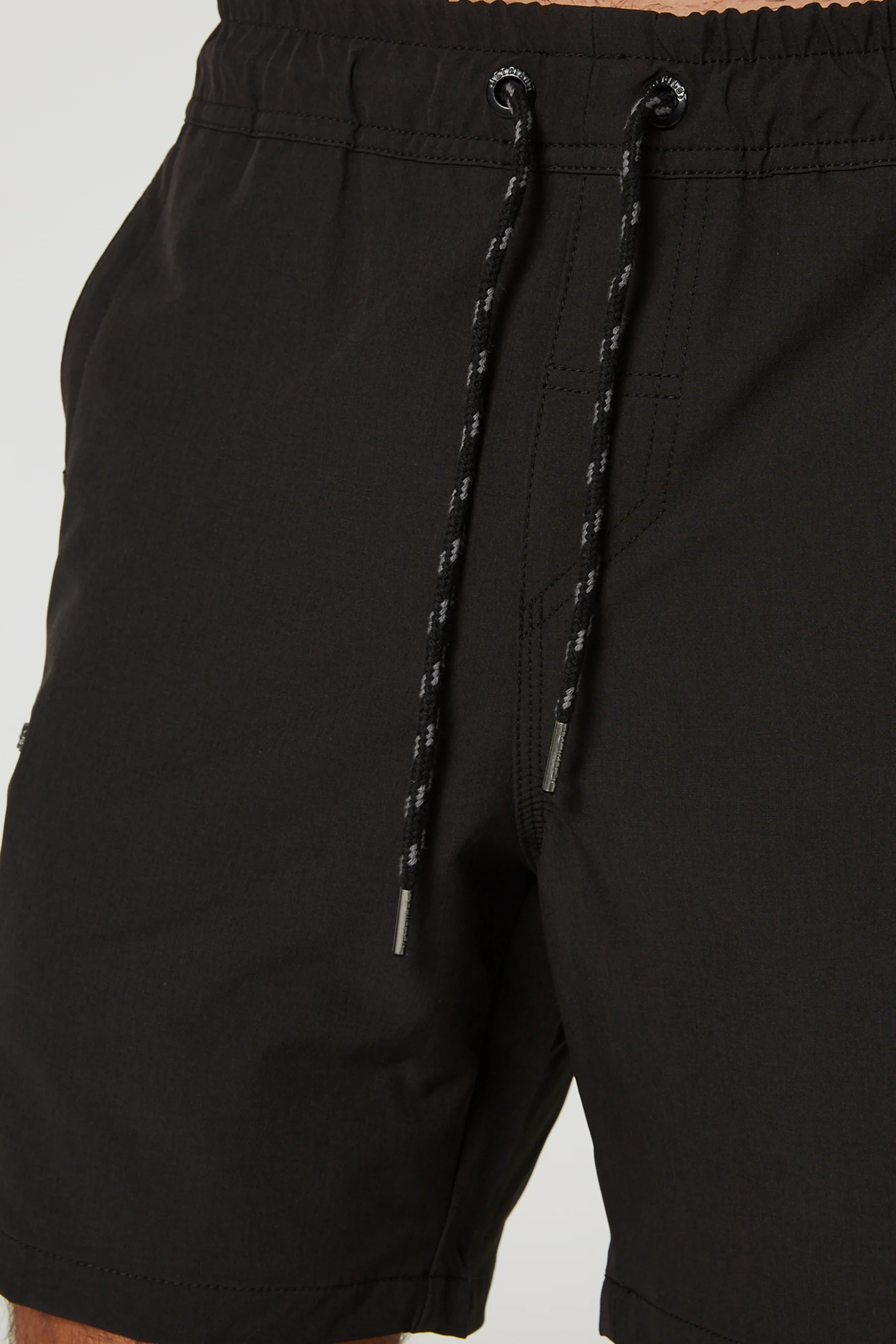 Jet-Lite Hybrid Walkshort - Black - Image 4