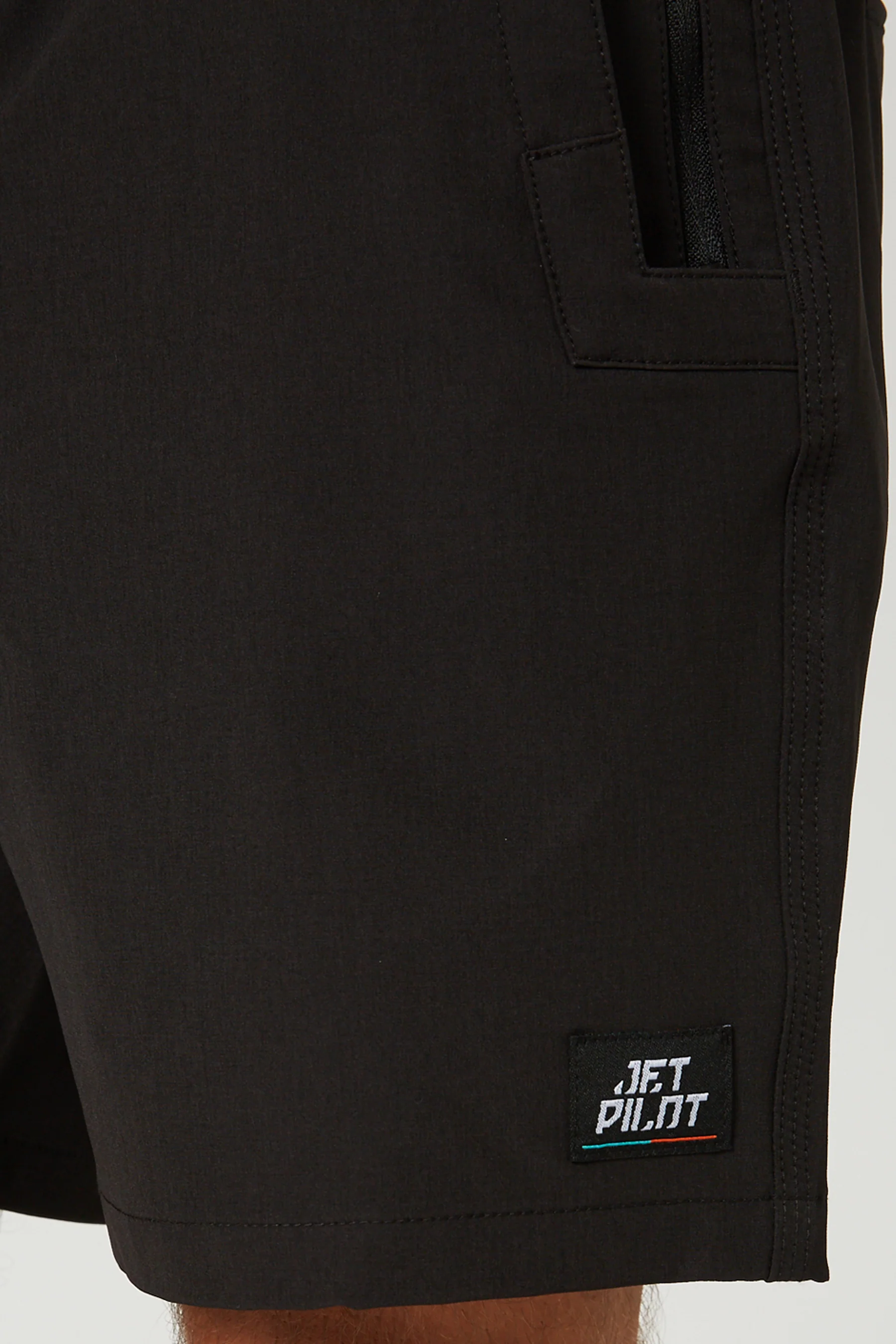 Jet-Lite Hybrid Walkshort - Black - Image 5