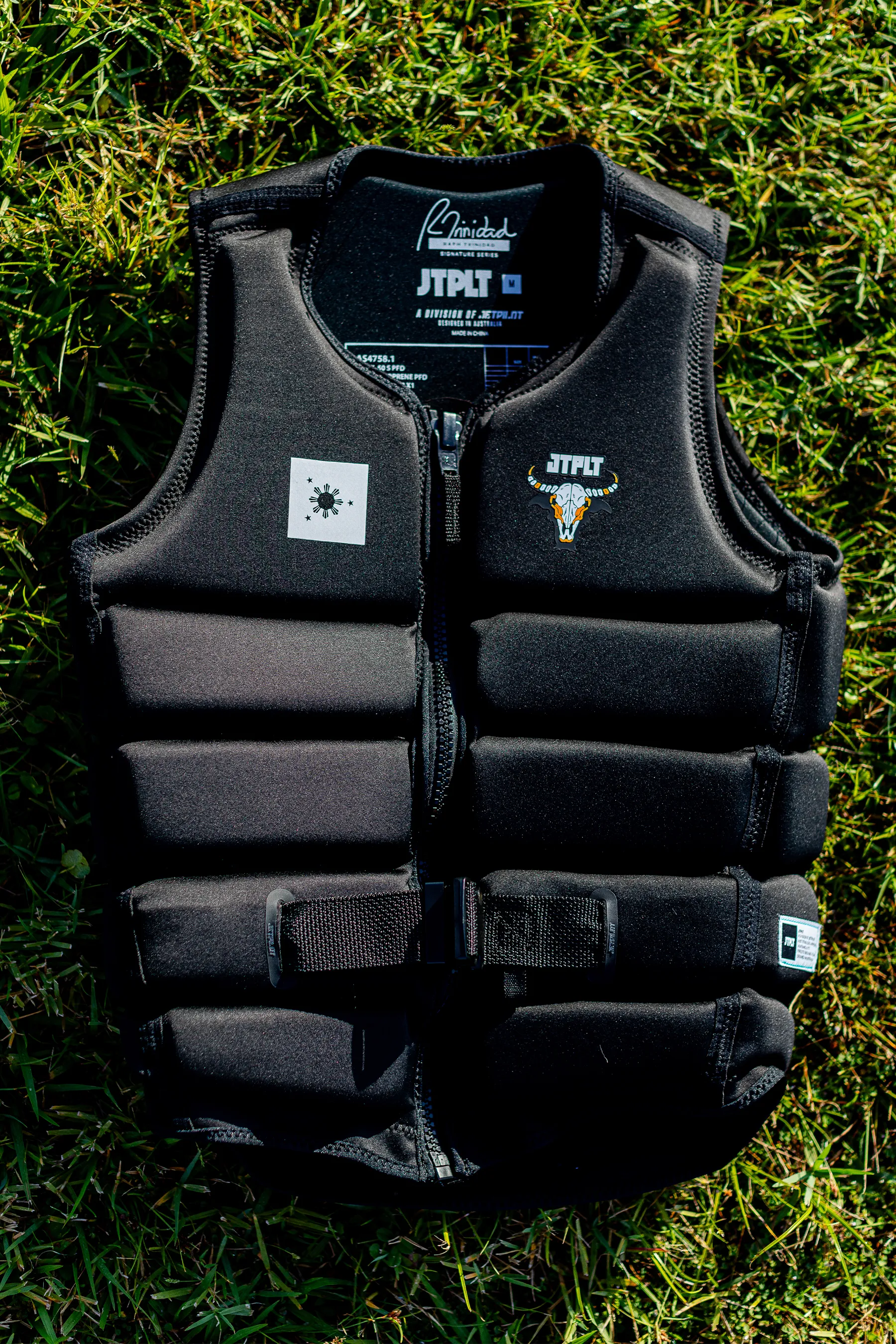Jetpilot X1 Life Jacket - Raph Trinidad Signature Series  - Black - Image 6