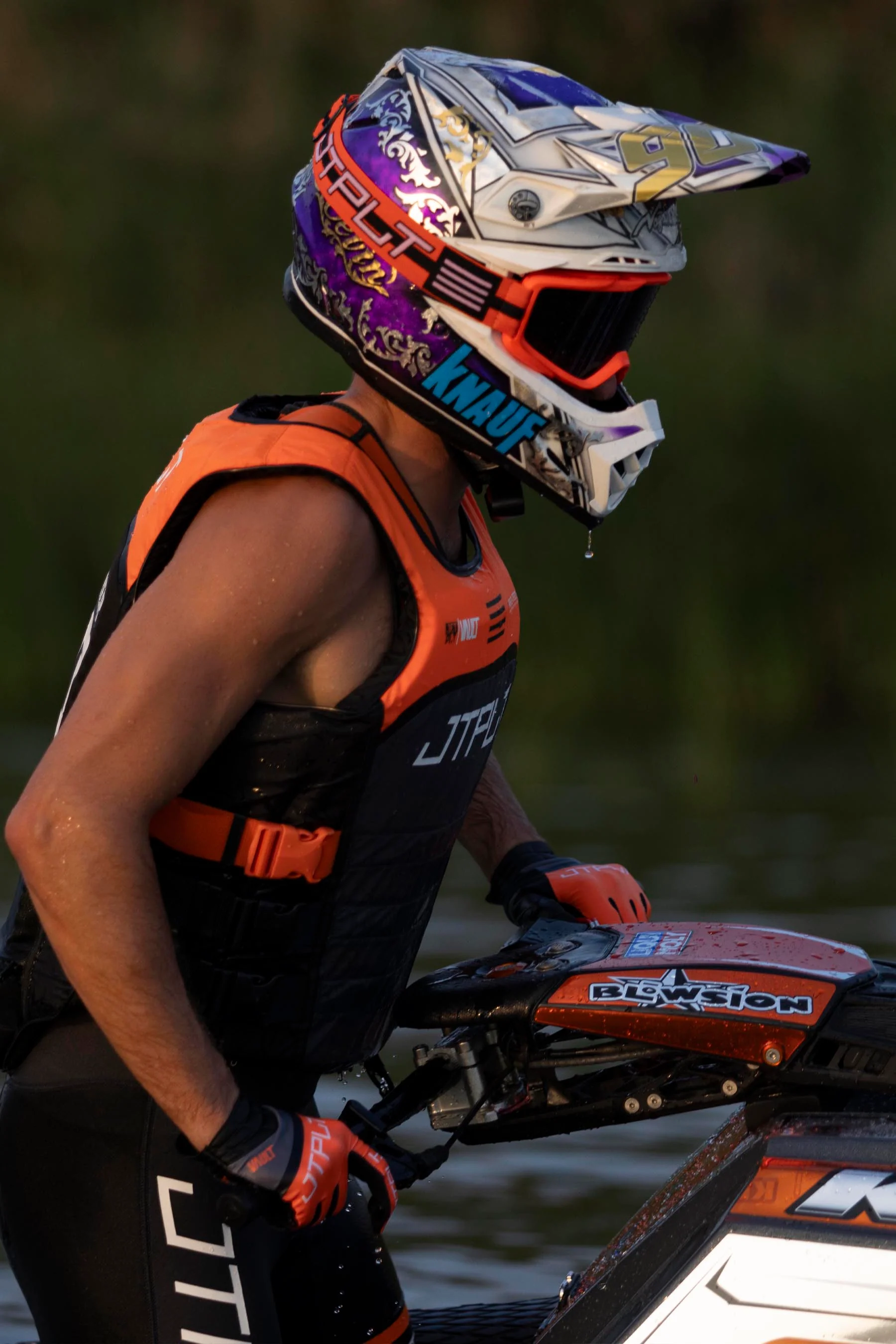 Jetpilot RX Vault Pro-Tech Side Entry Life Jacket - Char/Orange - Image 4