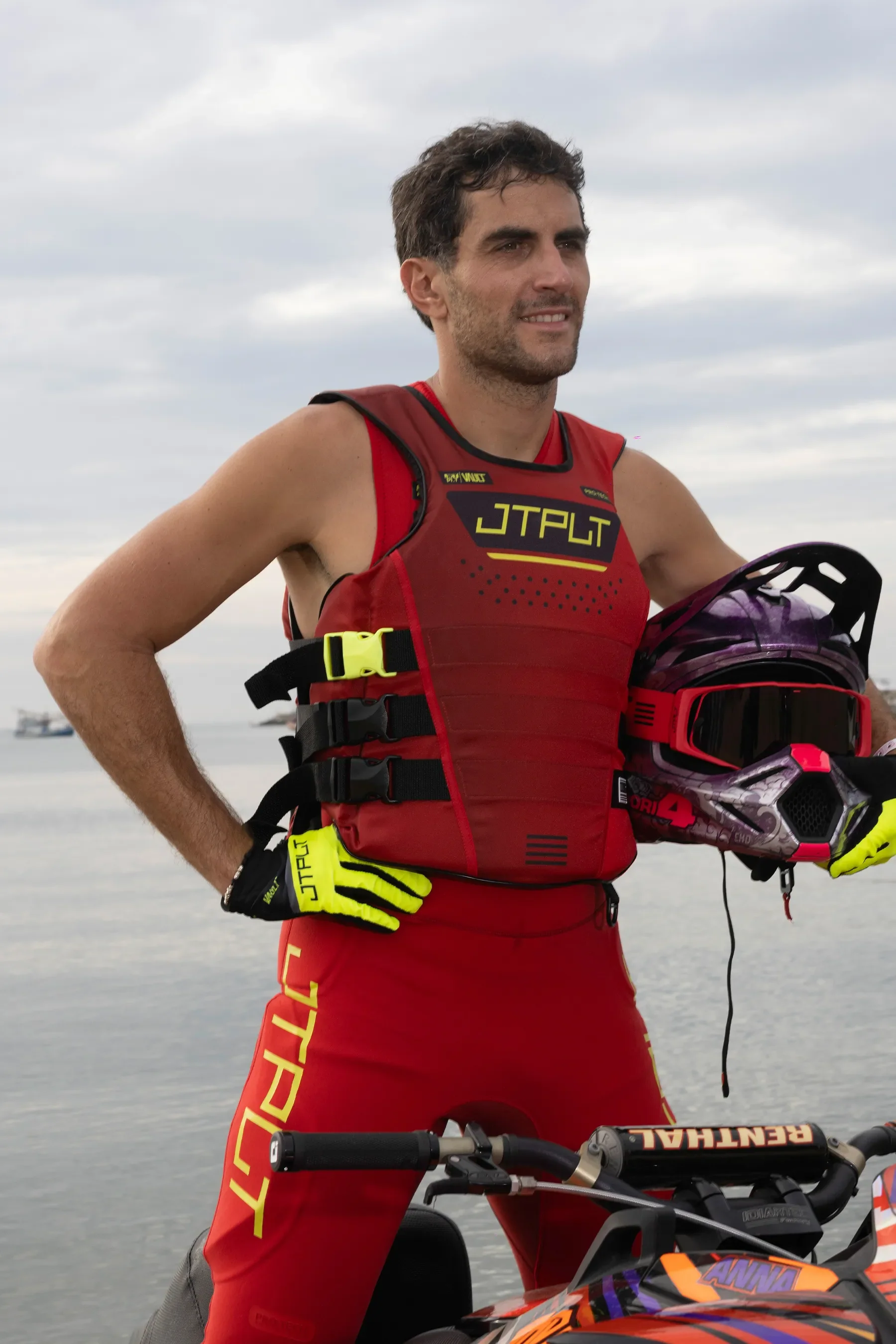 Jetpilot Vault Pro-Tech Side Entry Life Jacket - Red - Image 2