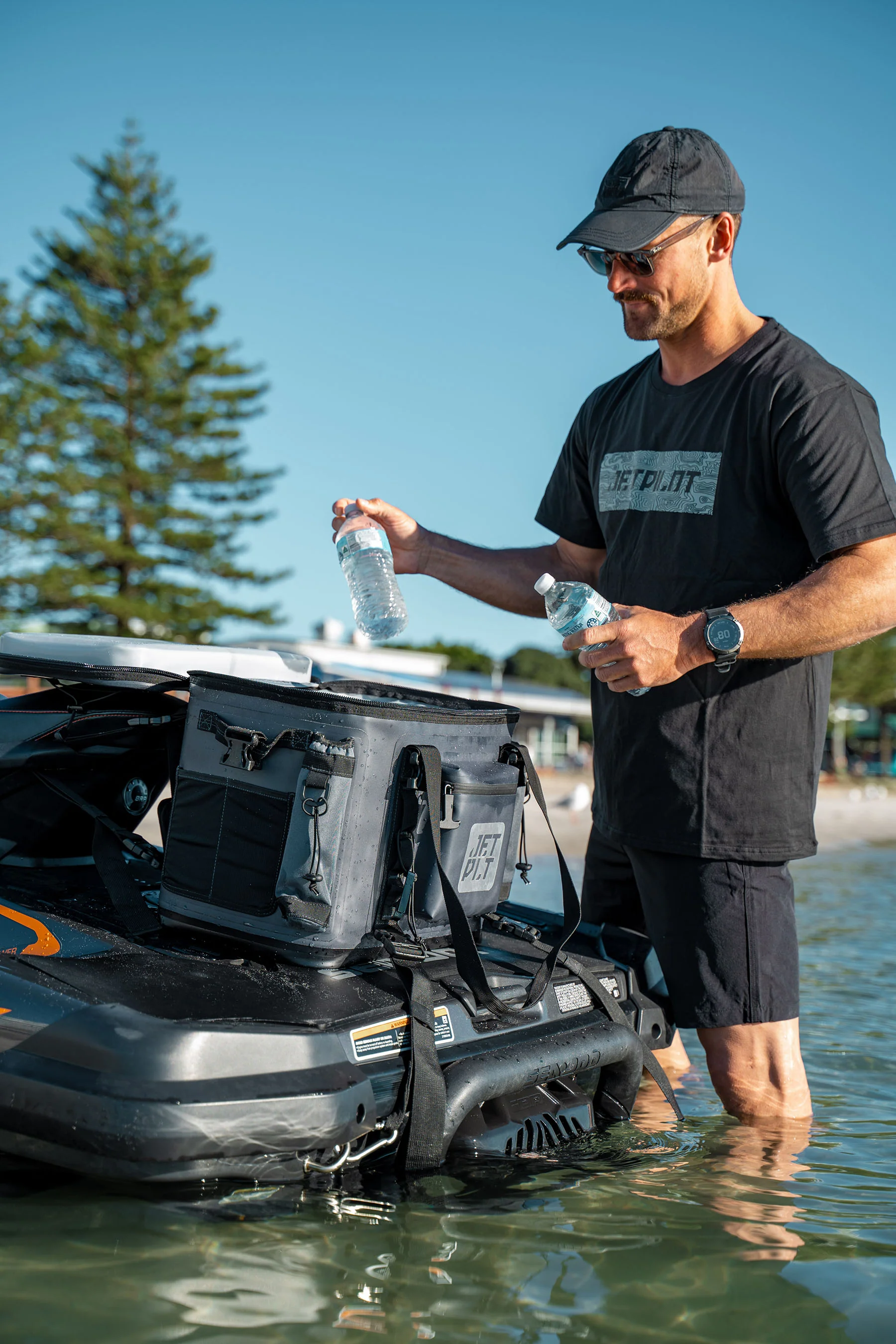 Jetpilot Venture Cooler - Charcoal - Image 2
