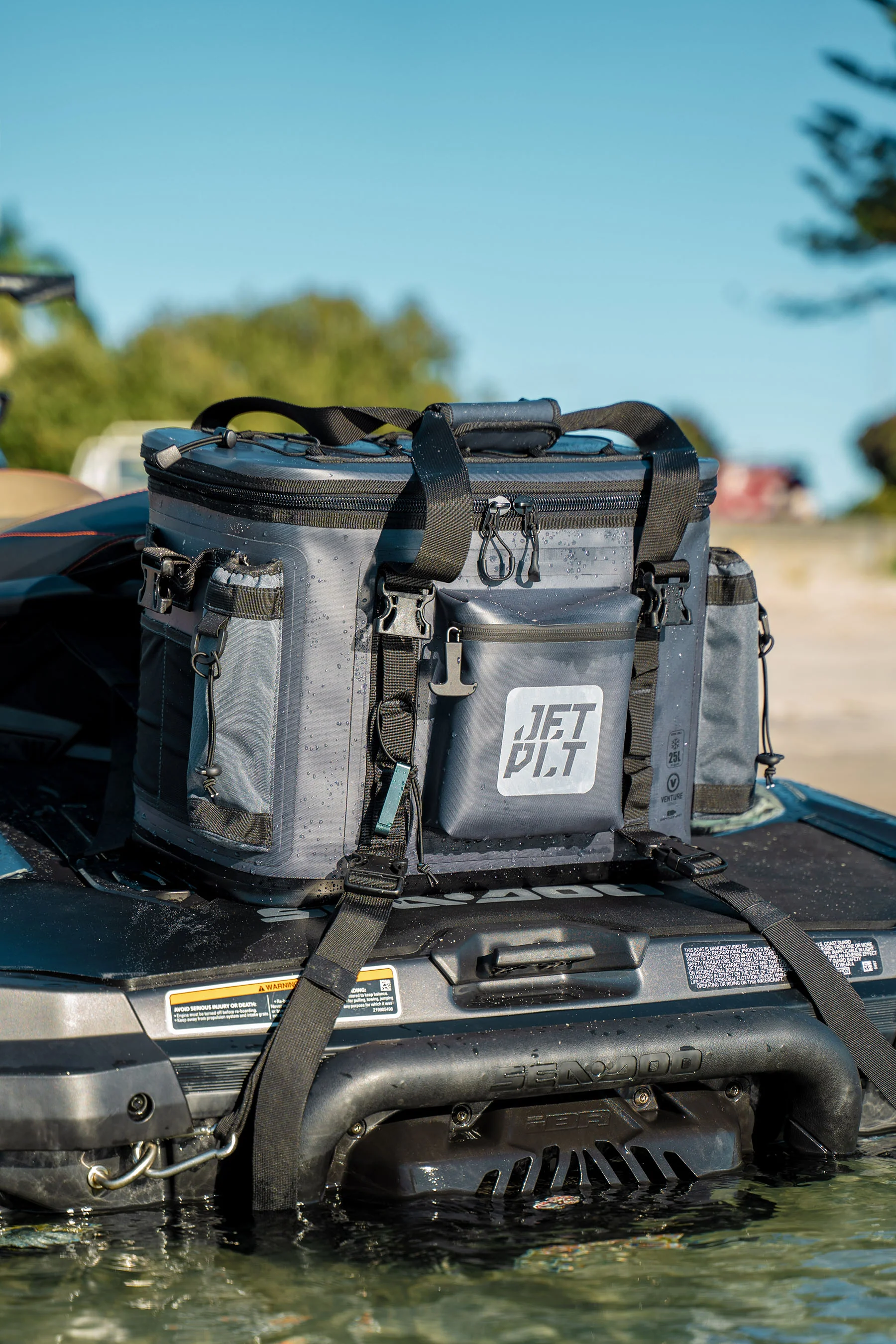 Jetpilot Venture Cooler - Charcoal - Image 4