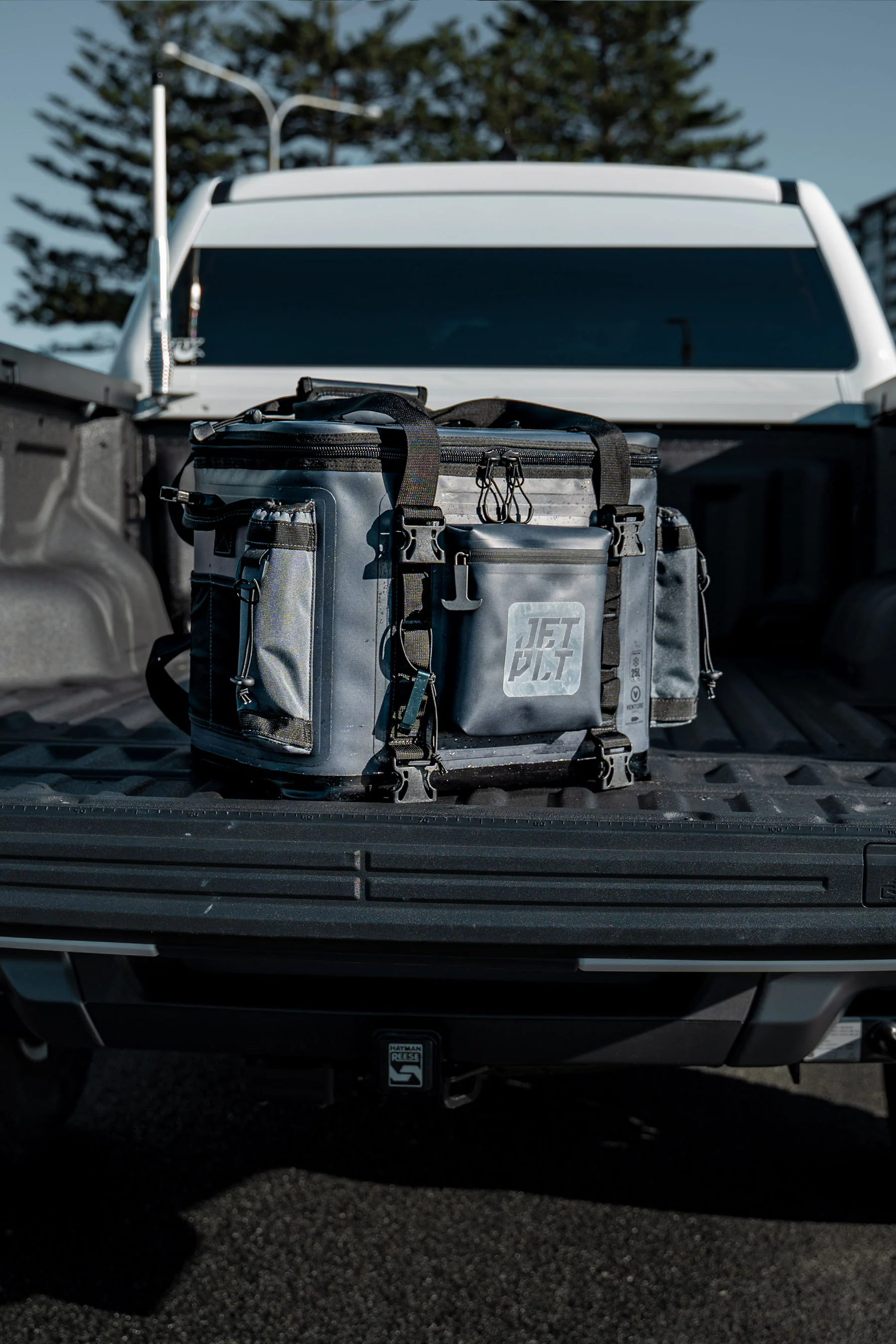 Jetpilot Venture Cooler - Charcoal - Image 5