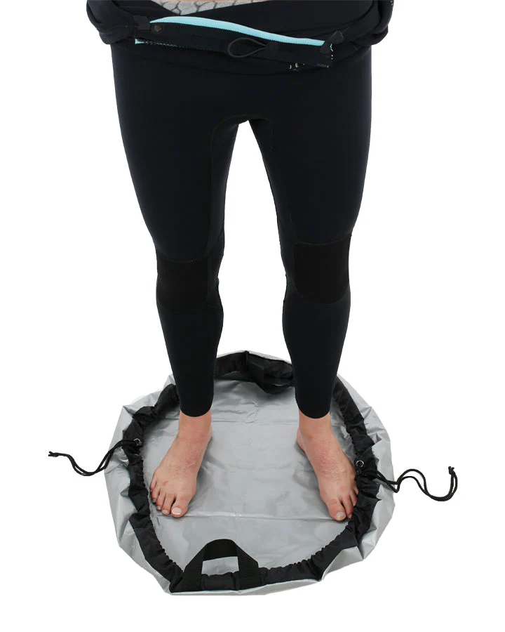 Jetpilot Wetsuit Change Mat Black/Silver - Image 11