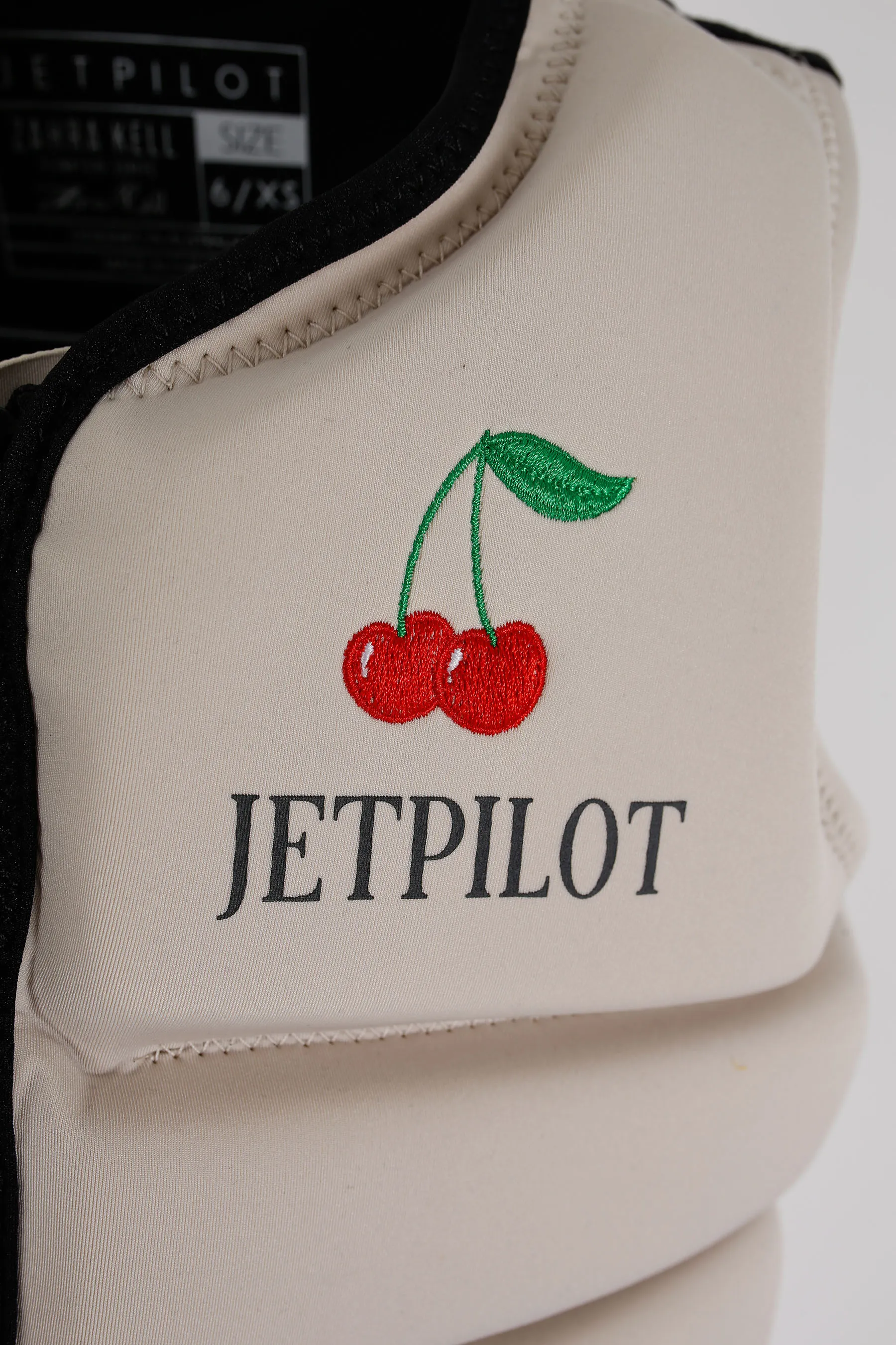 Jetpilot X1 Ladies Life Jacket - Zahra Kell Signature Series - Off White - Image 7