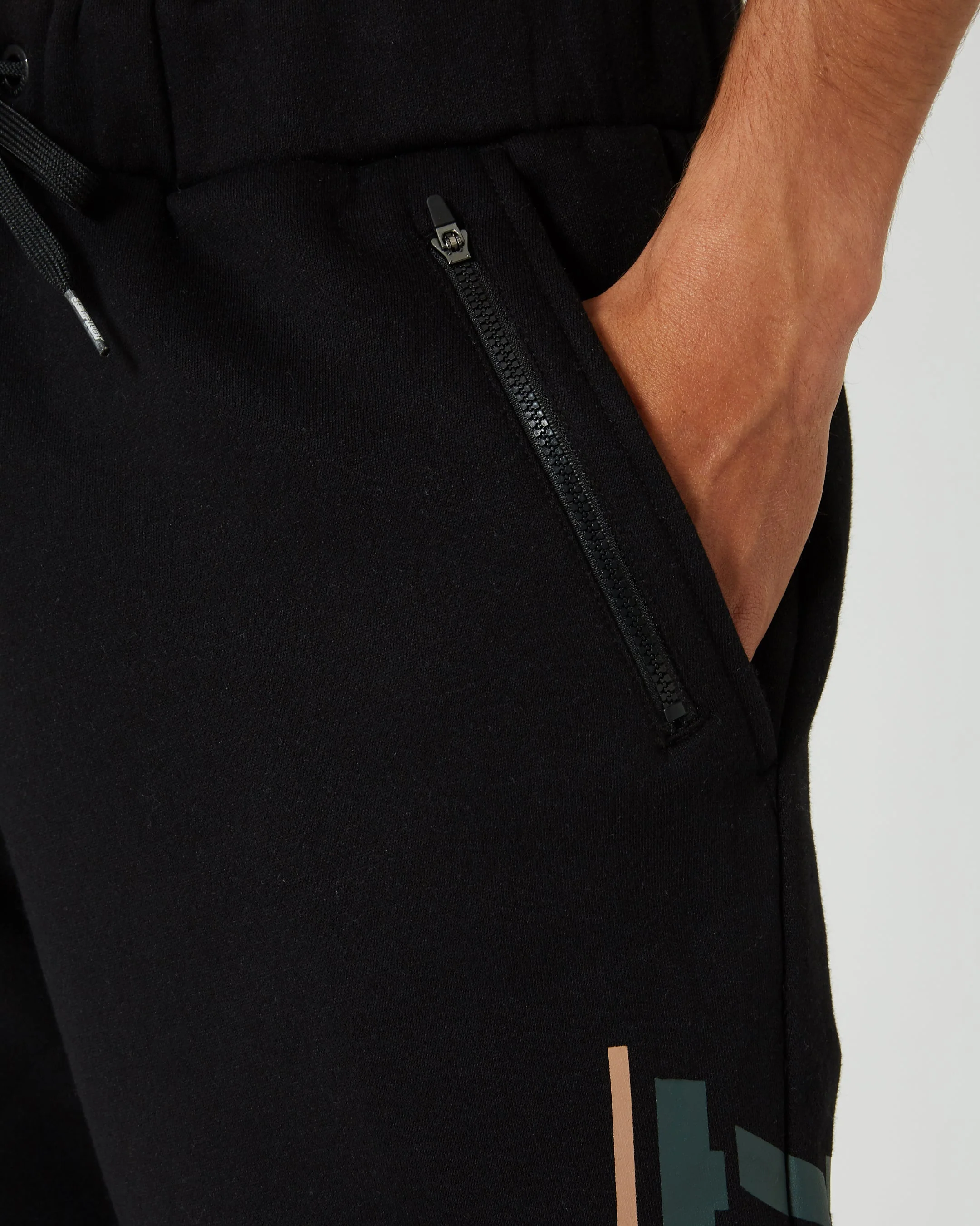 United Mens Trackpant - Black - Image 7